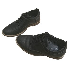 Youth boy 1M Kid oxford dress shoe lace up black Gently used